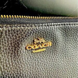 Vintage Coach Pebbled Leather Wallet Clutch